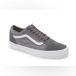 GUC Vans Old School Sneaker in Pewter/True White 
Women’s SZ 8, Men’s SZ 6.5